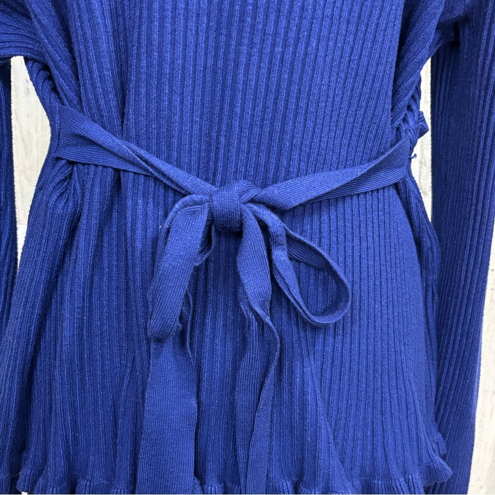 Luna‎ Plus Size Ruffled Blue Ribbed Sweater - Picture 5 of 9